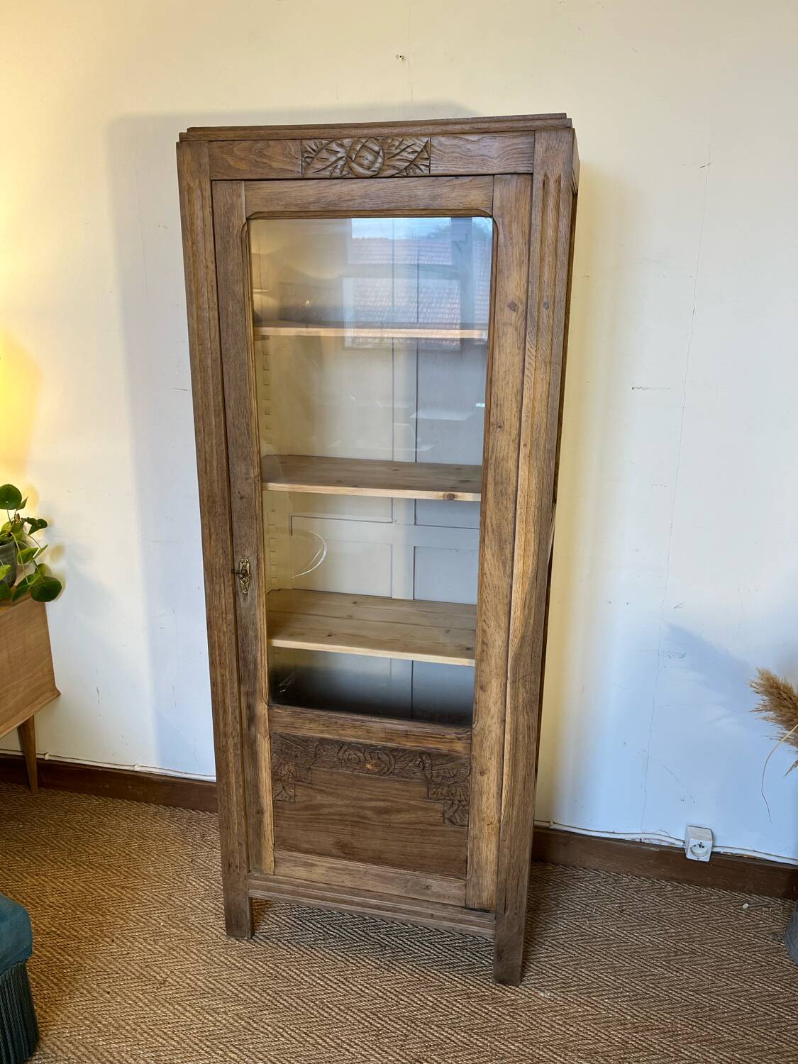Vintage art deco dresser
