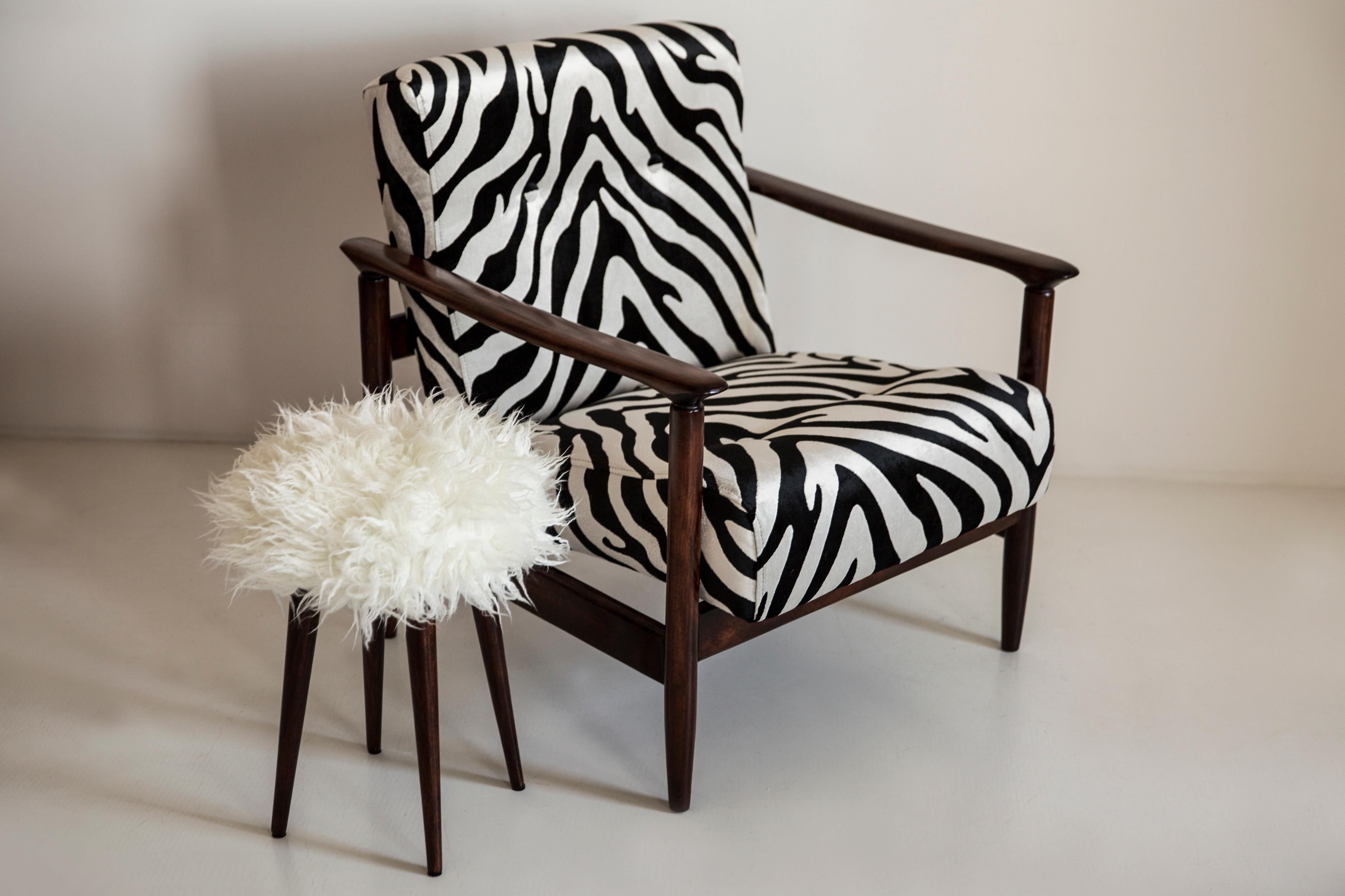 Alpaga stool, mid-century modern style, Europe, 1960s