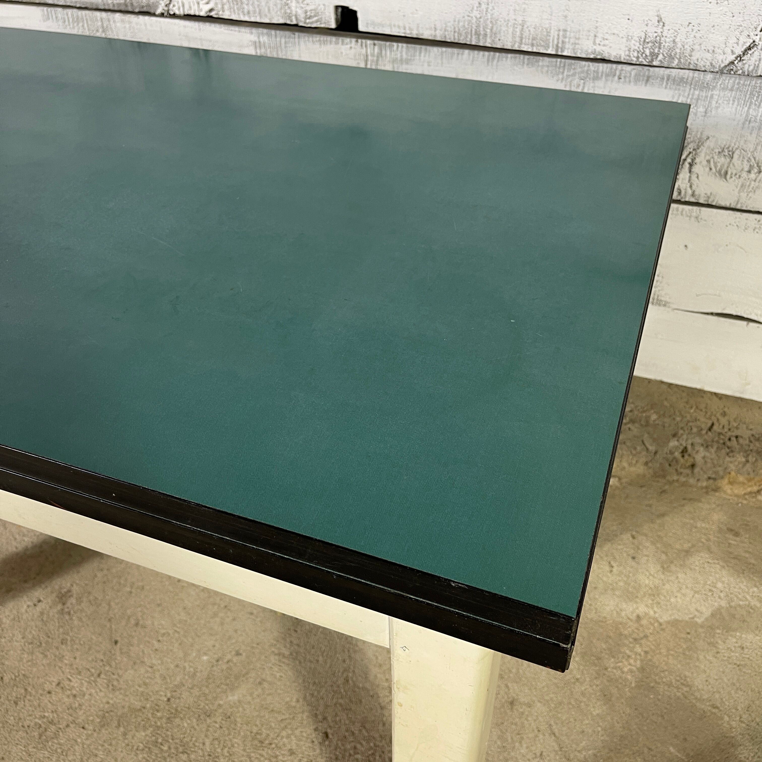 Formica vintage table