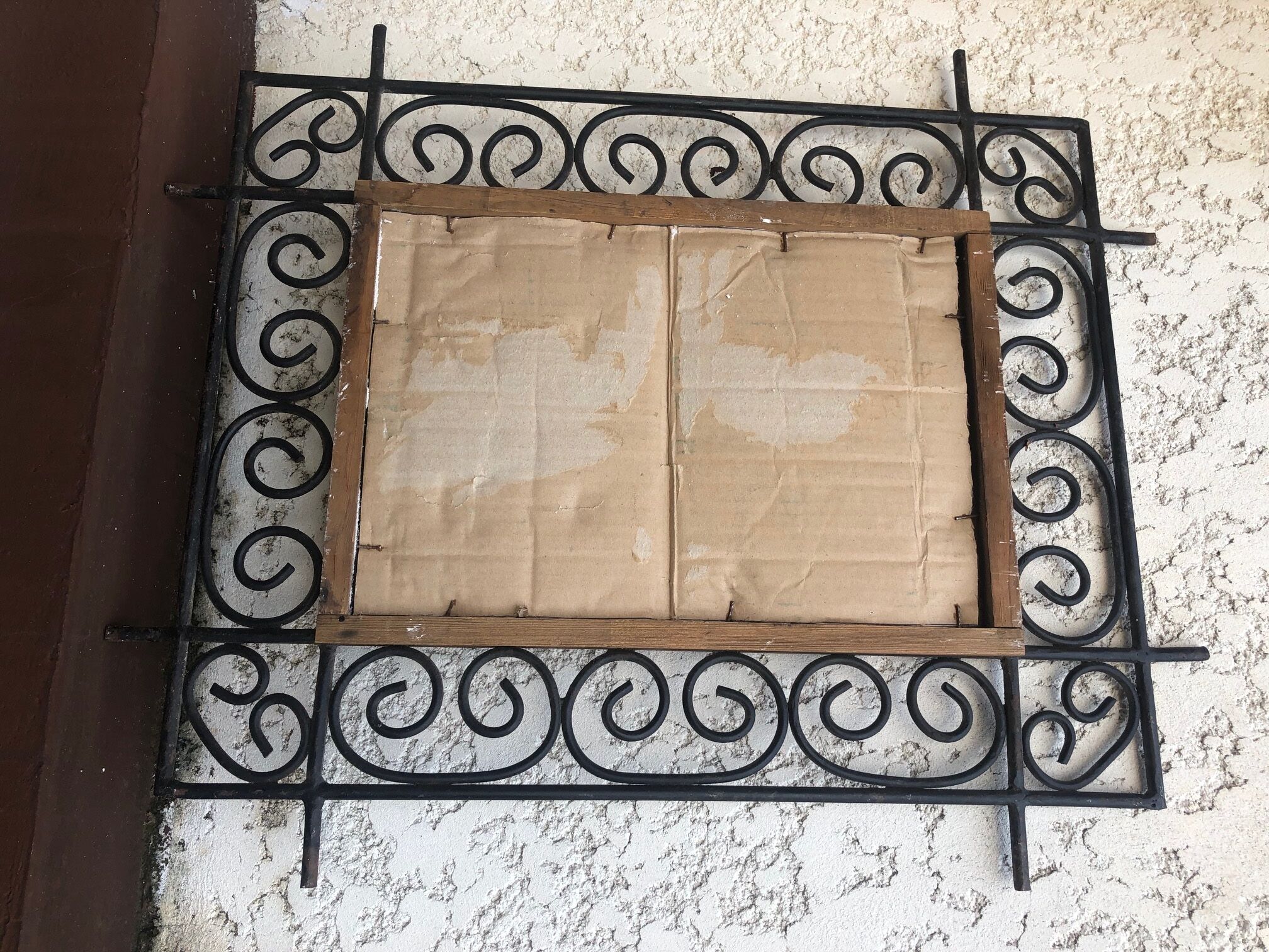 Moroccan mirror in wrought iron  52x62cm