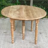 Louis Philippe 20th century extendable round dining table with shutters, renovated 230cm