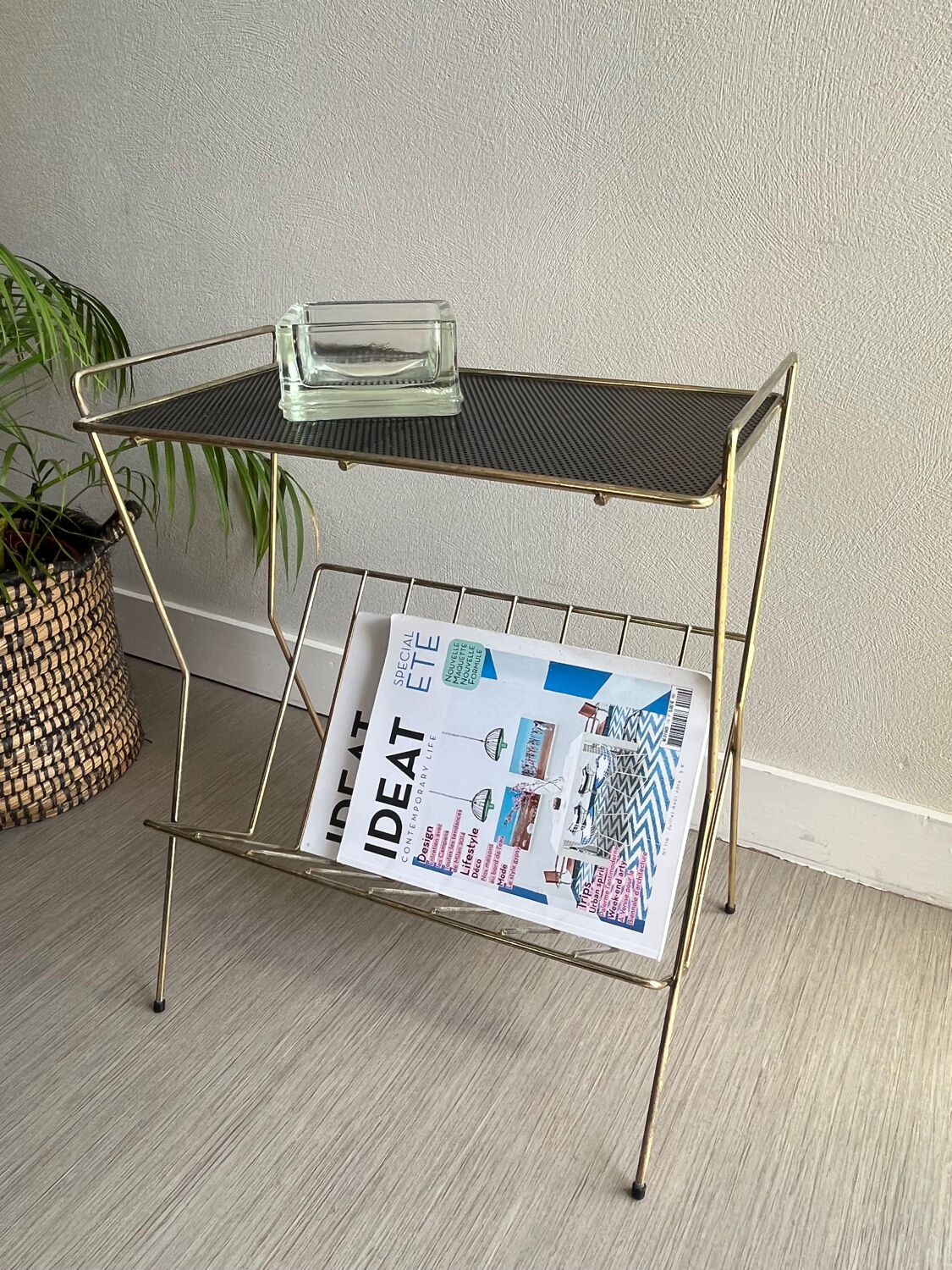 Vintage side table / gold end table / accent table