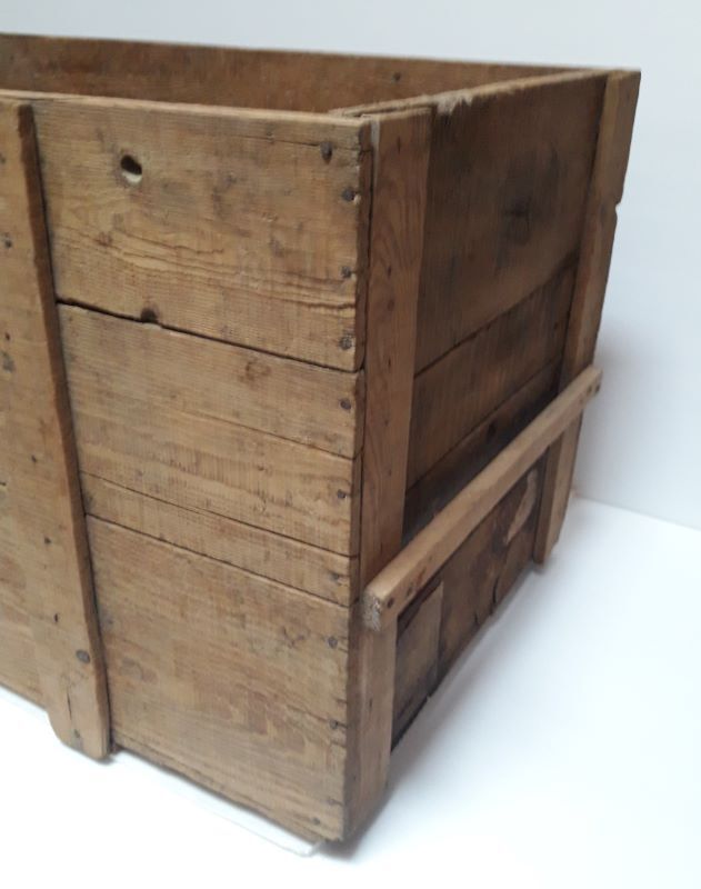 Transport box
