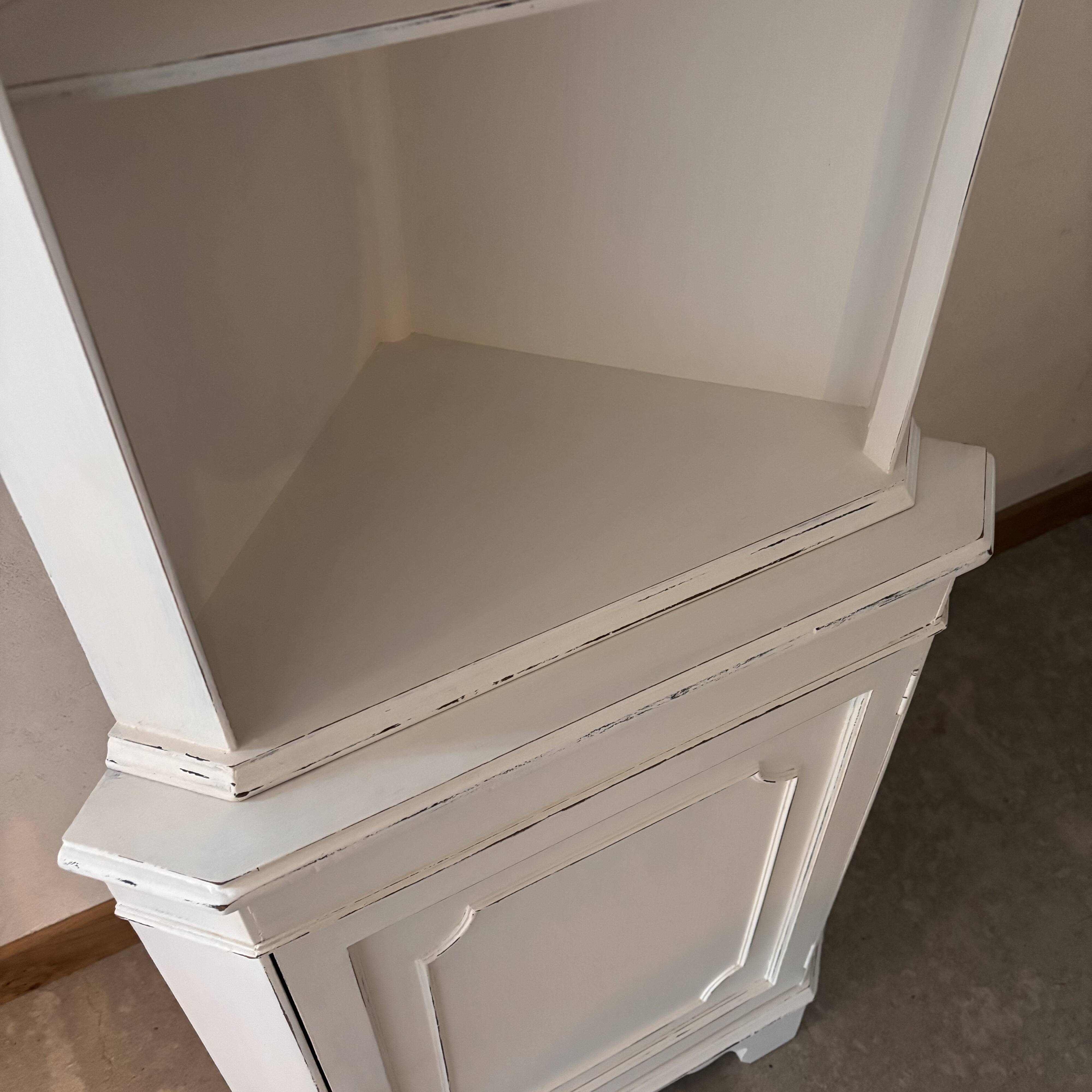 White wooden corner unit