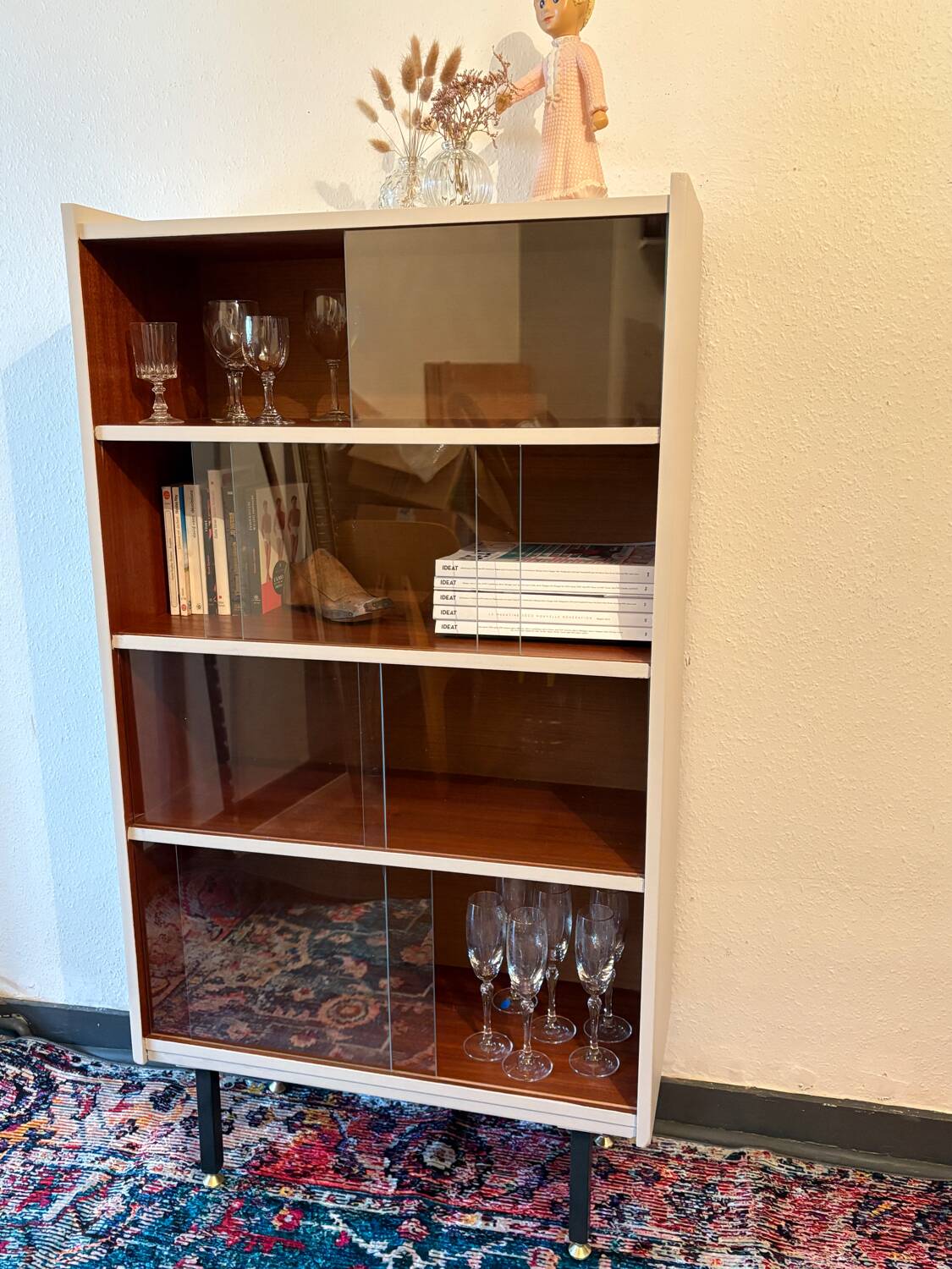 SAM vintage bookcase renovated sesame