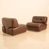 Pair of brown leather low chairs by Europoltrona 70's