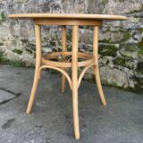 Thonet 152 round table