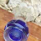 Grand vase en verre bleu