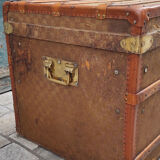 Checkerboard canvas travel trunk