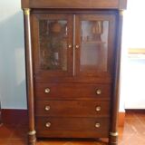 Vitrine-commode à colonnes détachées de style Empire 90 x 142 x 44 cm