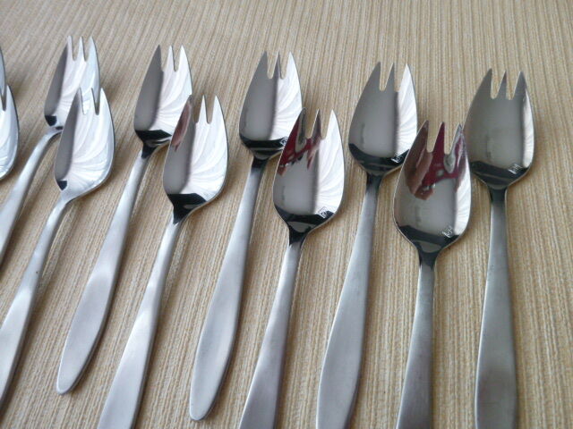 Box of 12 stainless steel oyster forks Létang and Rémy