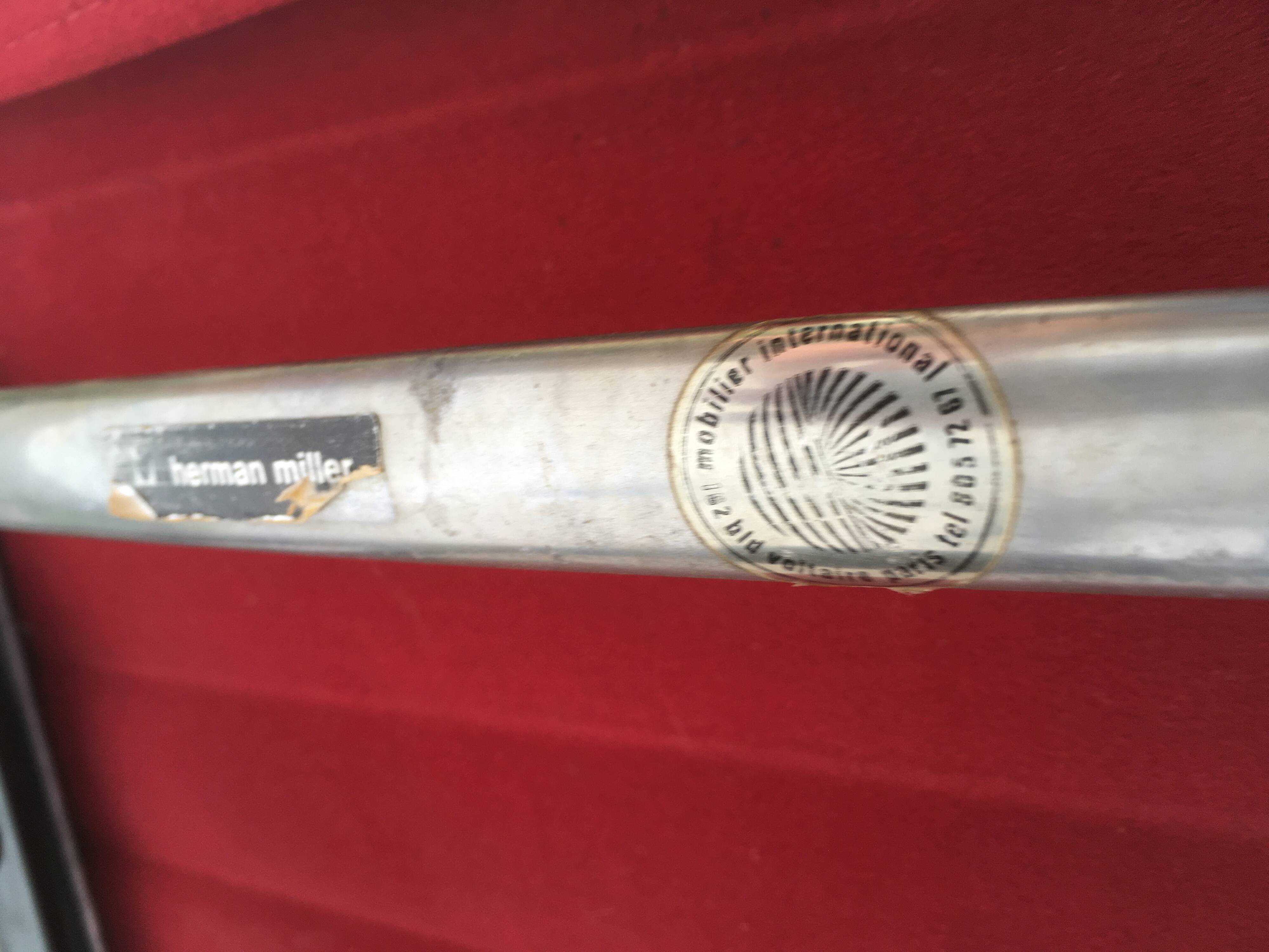 Eames EA 1117 office chair