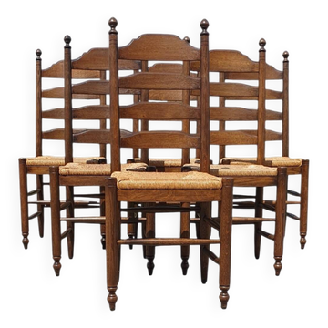 Ensemble de 6 chaises en chêne vintage à dossier échelle avec assise en paille, style ferme.