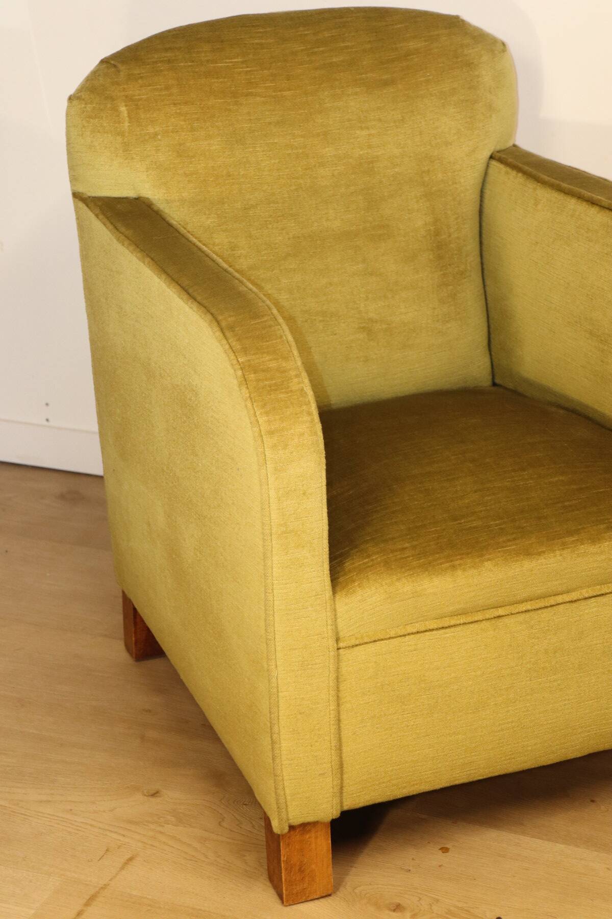Pair of vintage velvet armchairs with footrest - 1950s