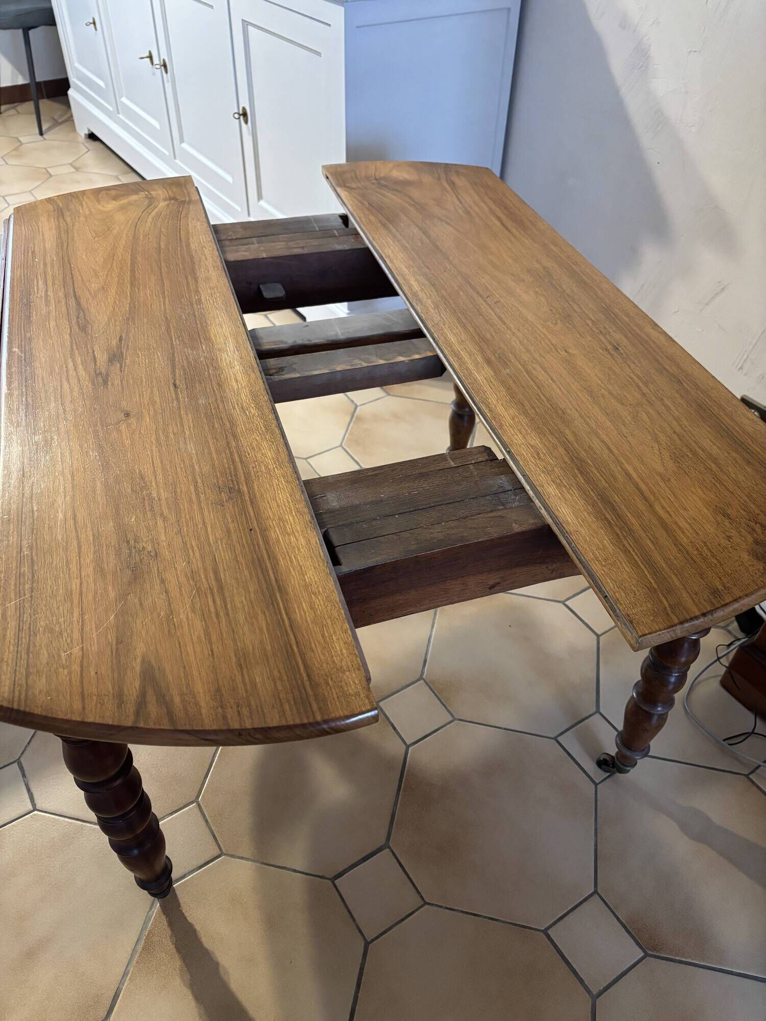 table extensible en noyer