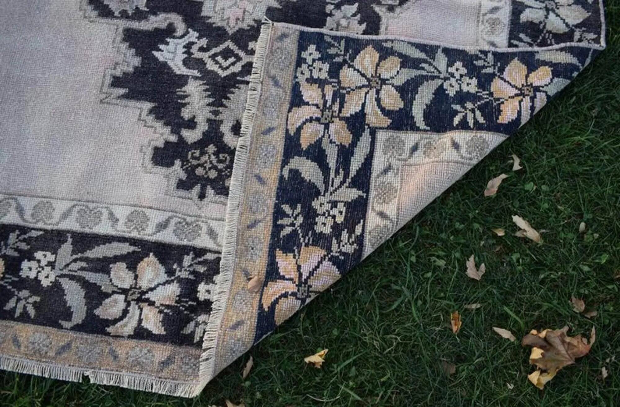 Vintage Turkish hallway rug 142x405 cm
