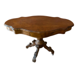 Violin table