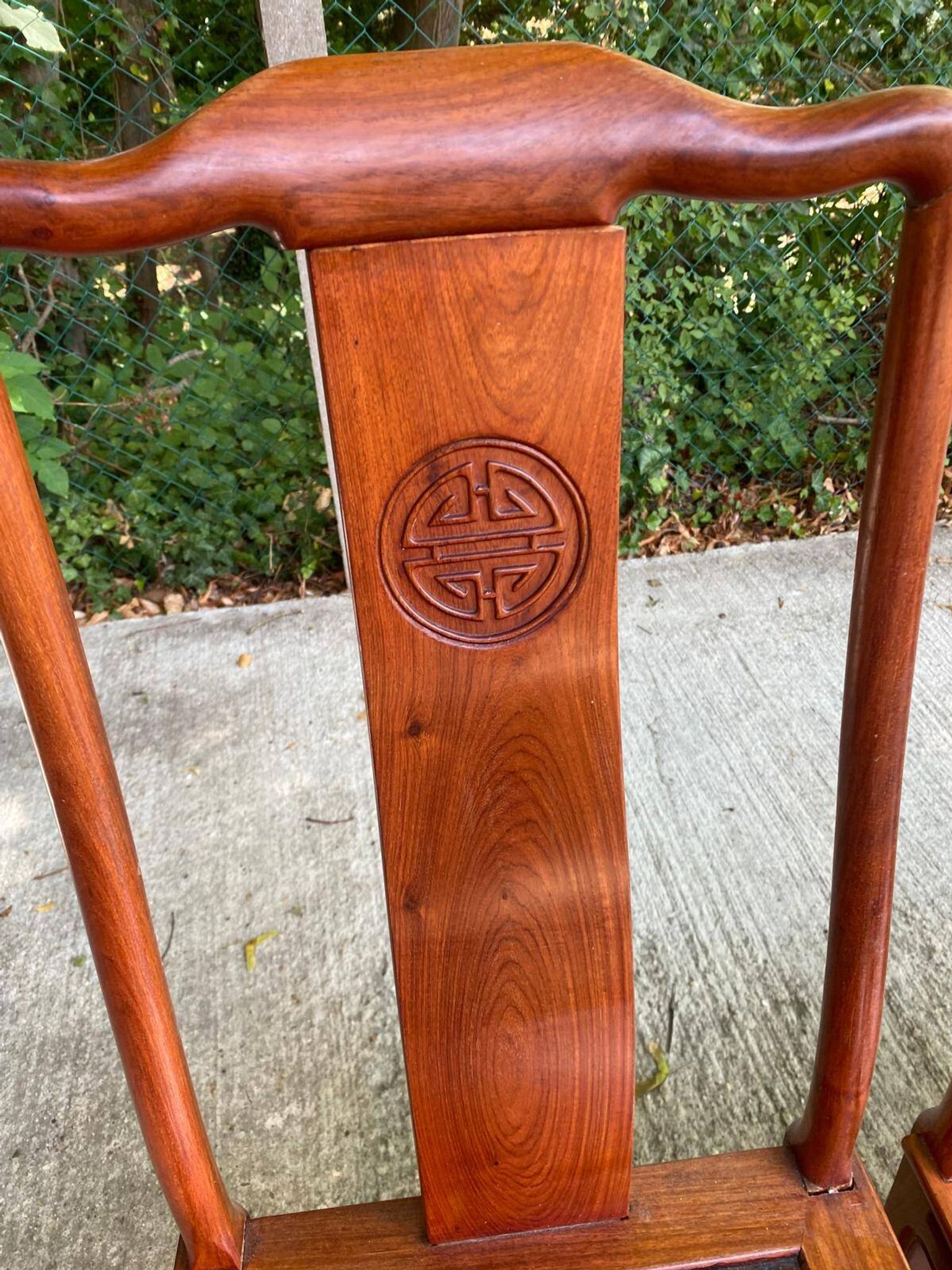 Set of 5 Chinese Ming chairs in solid rosewood – Engraved Shou pattern 70