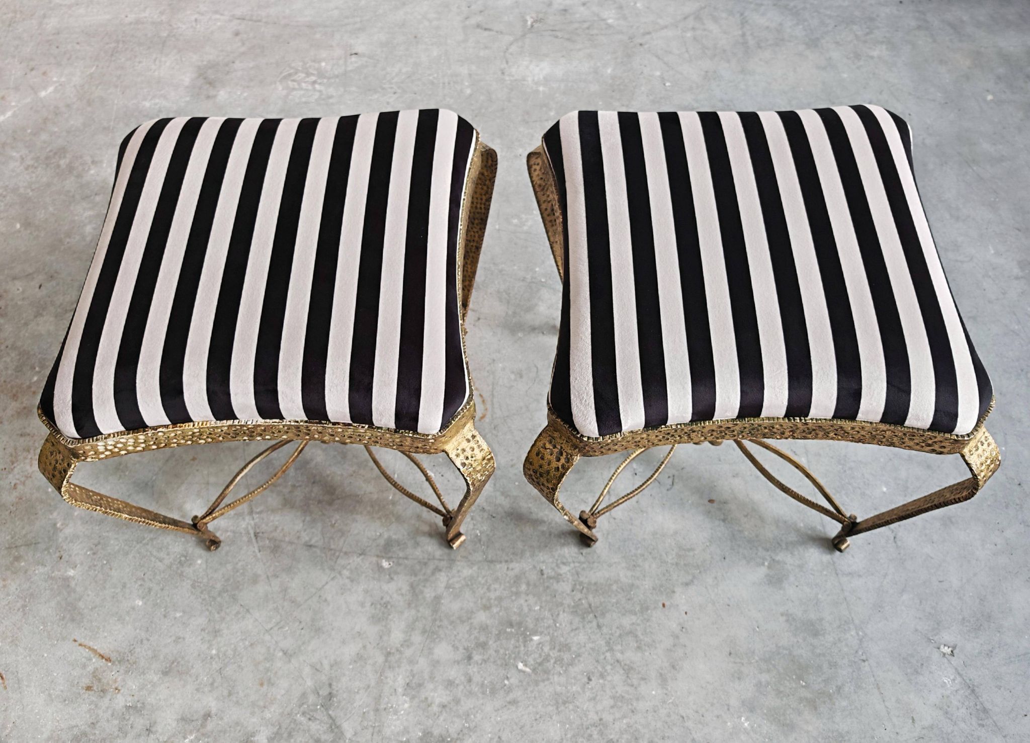 Pair of Mid Century Modern ottomans by Pier Luigi Colli from the 1950s.