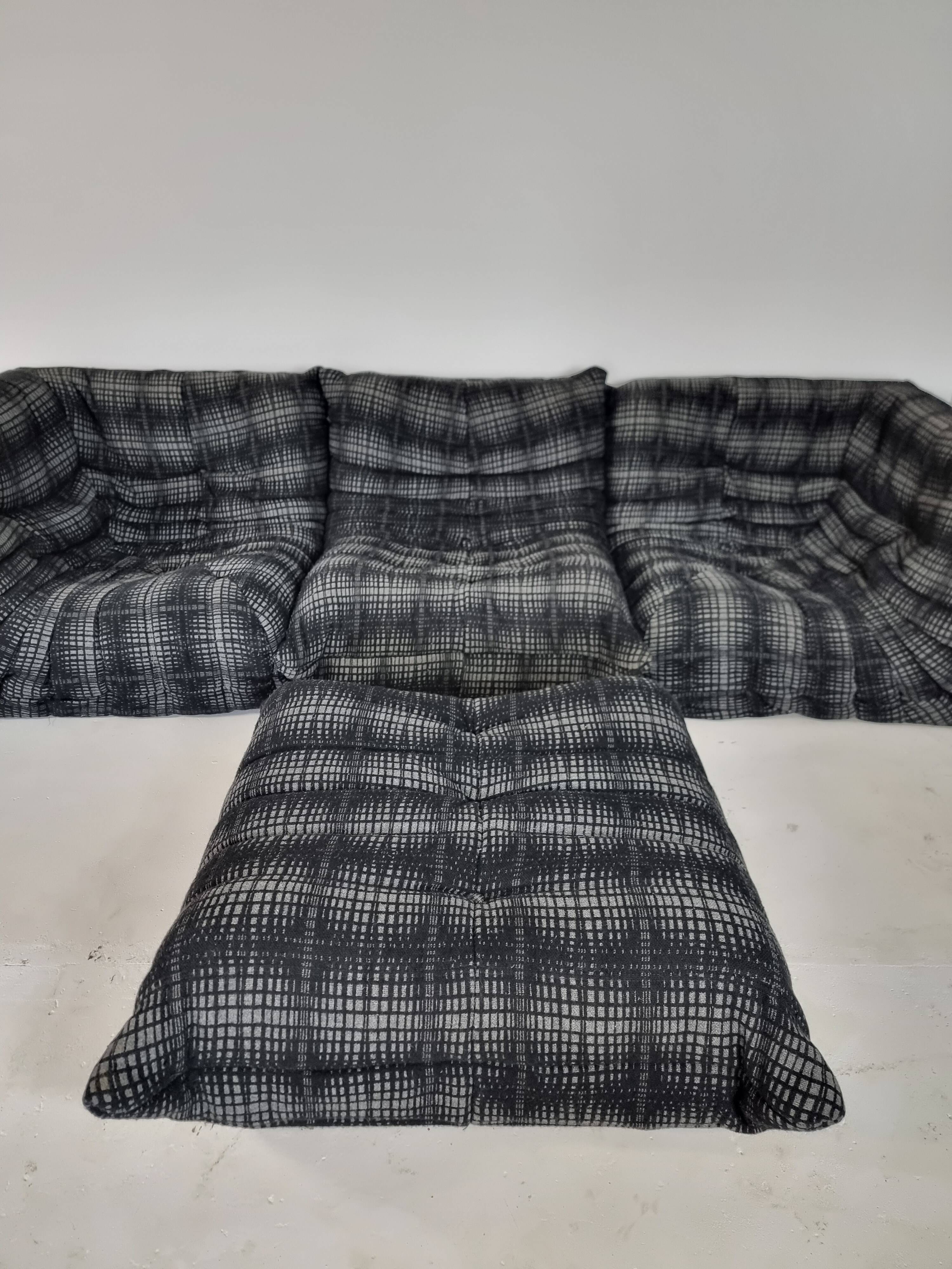 Original Togo Ligne Roset Sofa, Michel Ducaroy, 1980