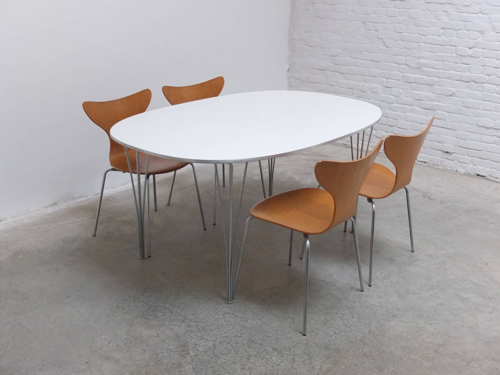 1st edition set of 4 'Lily' chairs in oak by Arne Jacobsen for Fritz Hansen, 1969