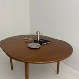 Vintage extendable table by Jentique