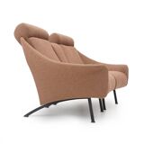Two-seater canapé in hazelnut boucle, 1950s.