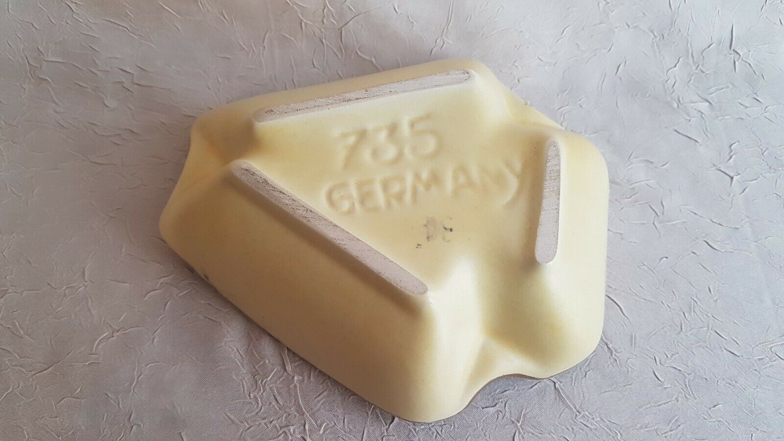 Ceramic ashtray 1950s