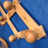 Vintage accordion coat rack in pine circa 1950