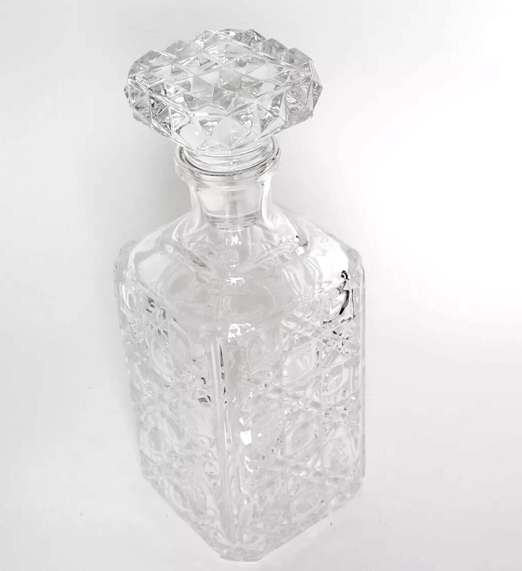 Carafe whisky en cristal motif damier