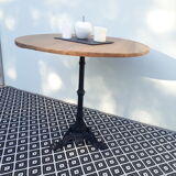 Cast-foot bistro table