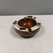 Mid-century ceramic ashtray, by Ellen Malmer for Royal Copenhagen, 1960s.