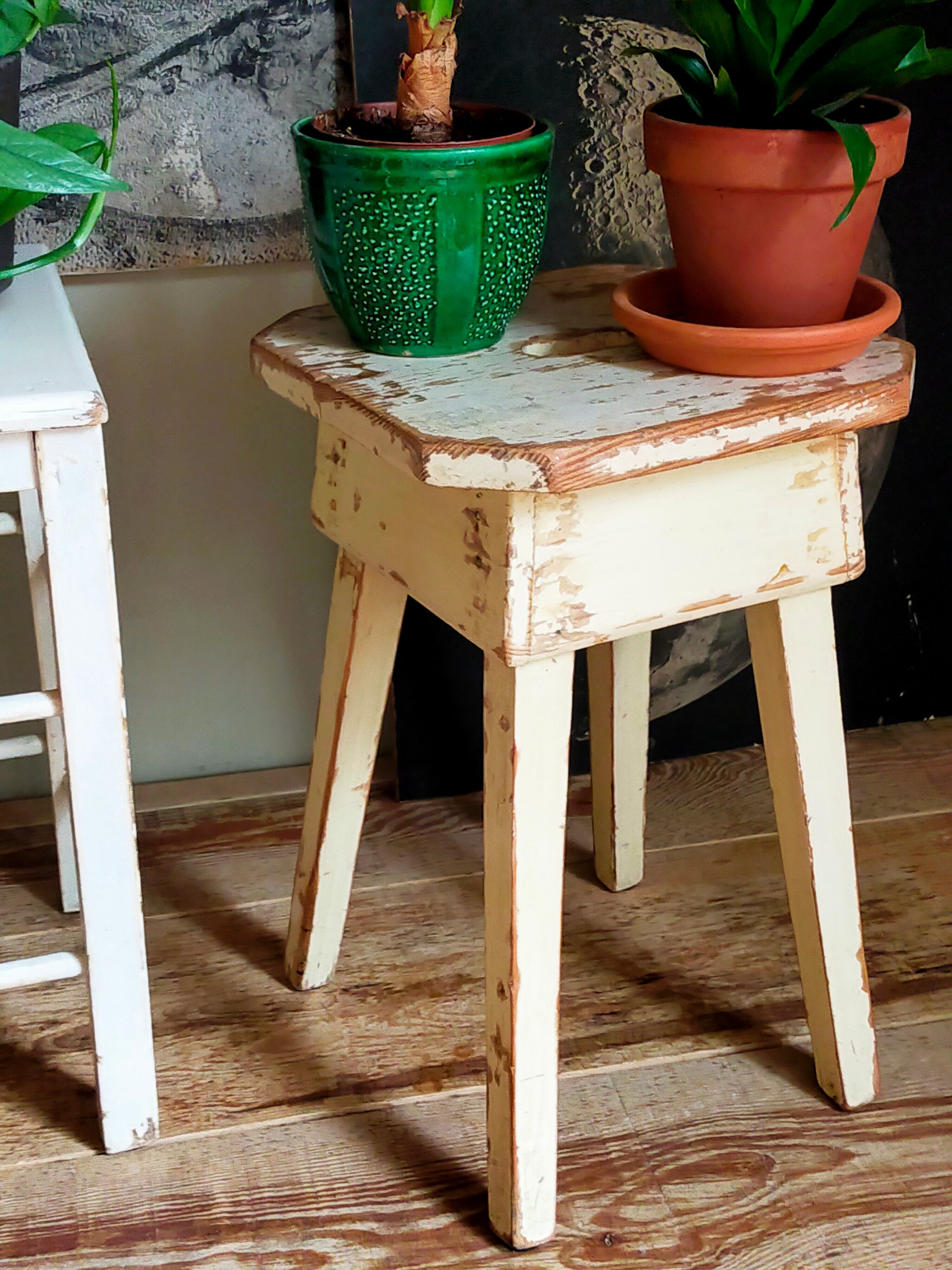 Workshop stool in antique patinated solid wood