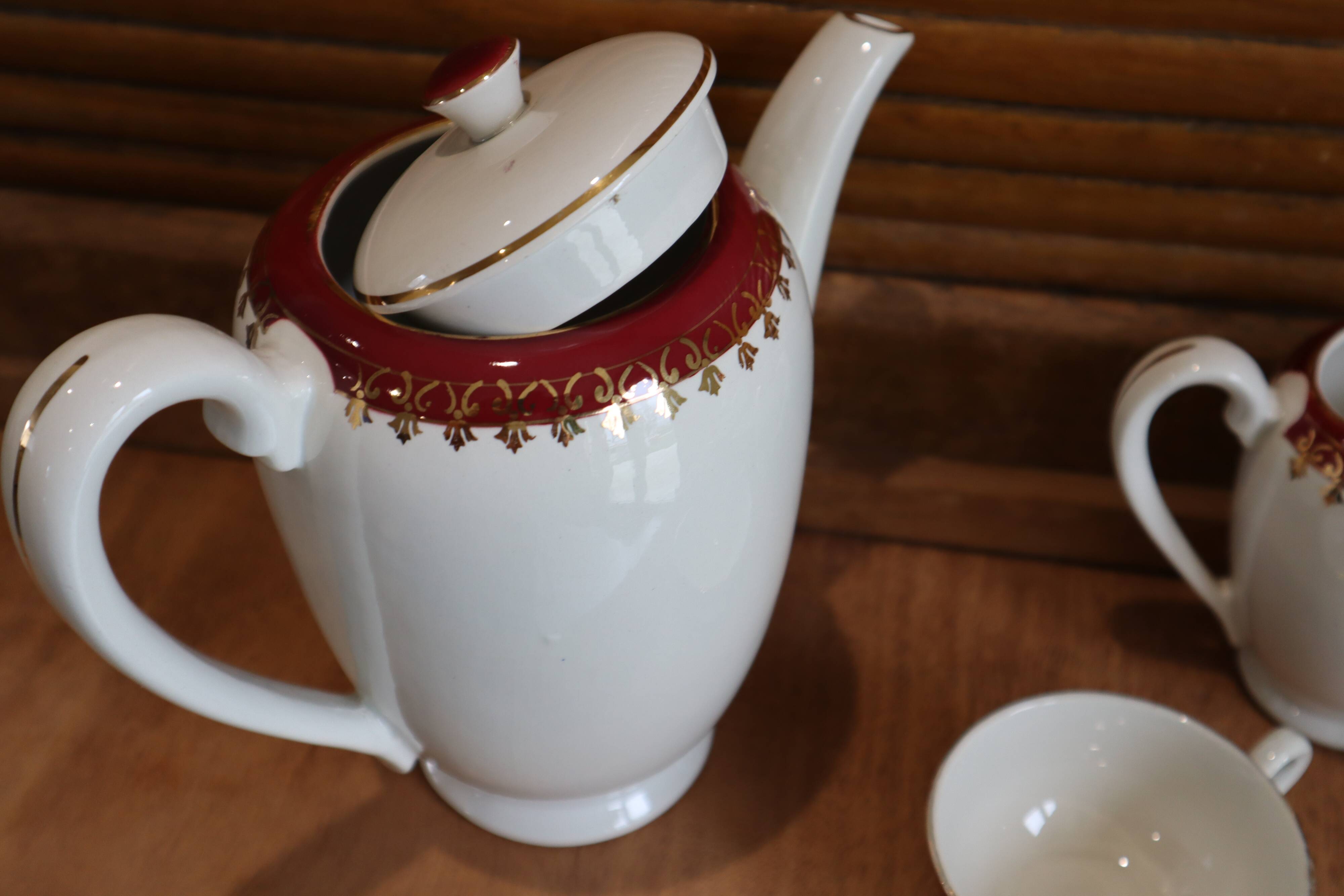Digoin Sarreguemines earthenware coffee service "Edwige"
