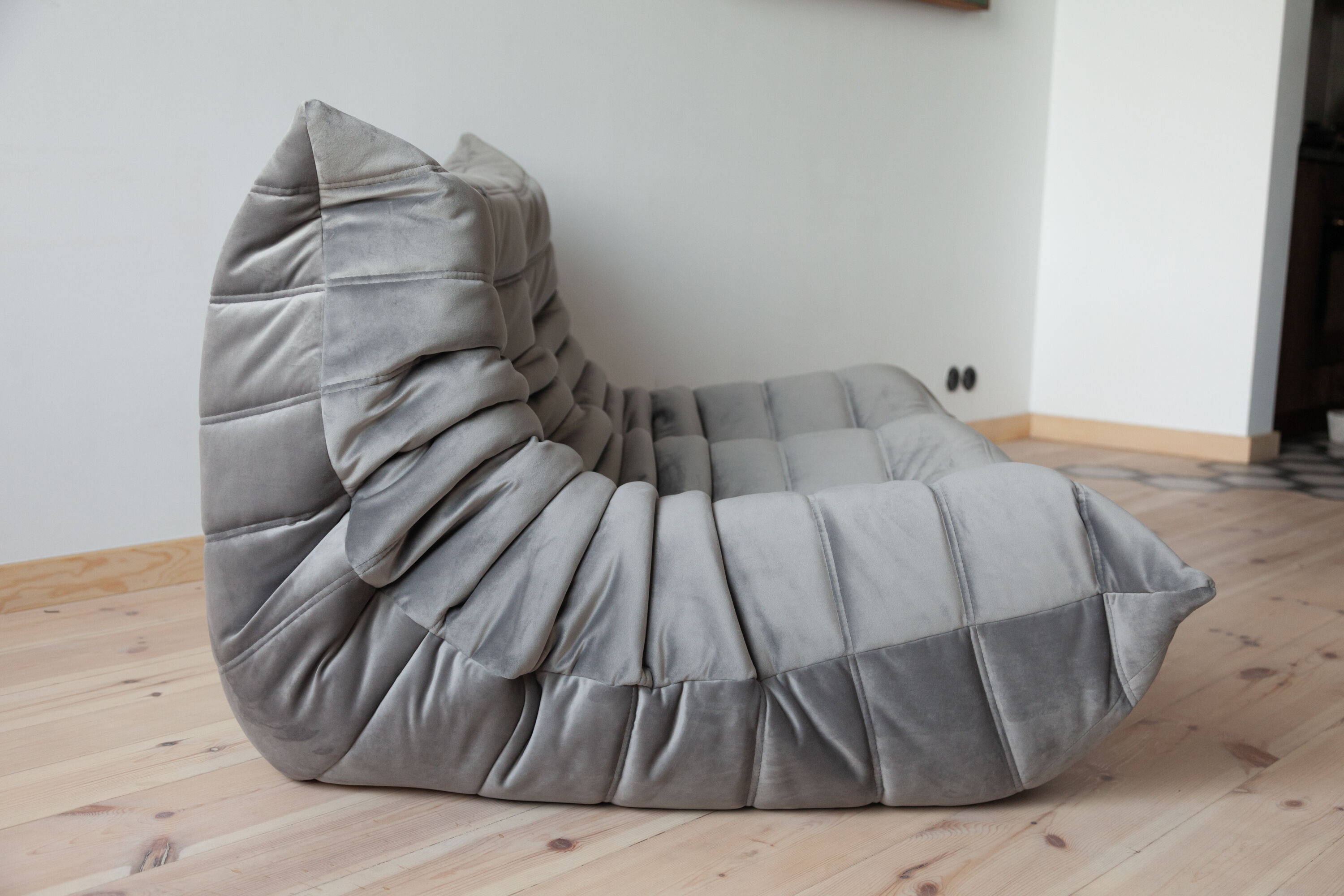 Togo sofa model designed by Michel Ducaroy 1973