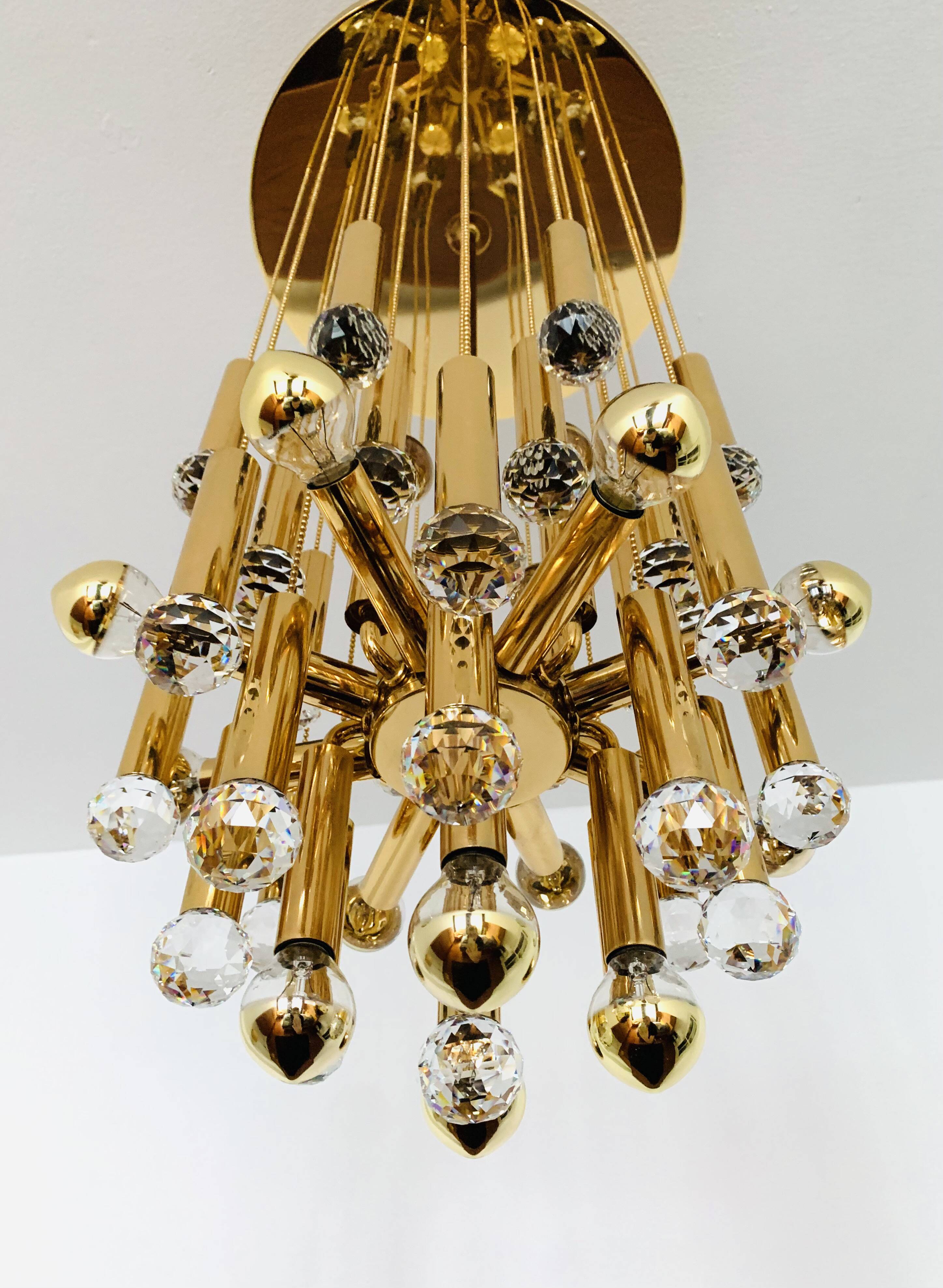 Lustre doré d'Ernst Palme