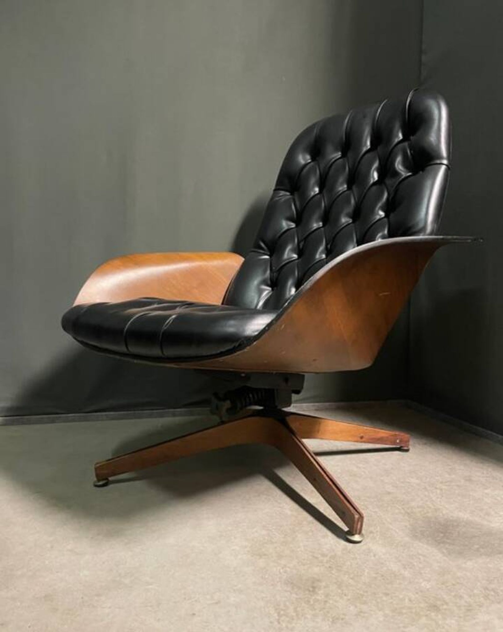 Iconic "Mr. Chair" Armchair & Ottoman – George Mulhauser for Plycra