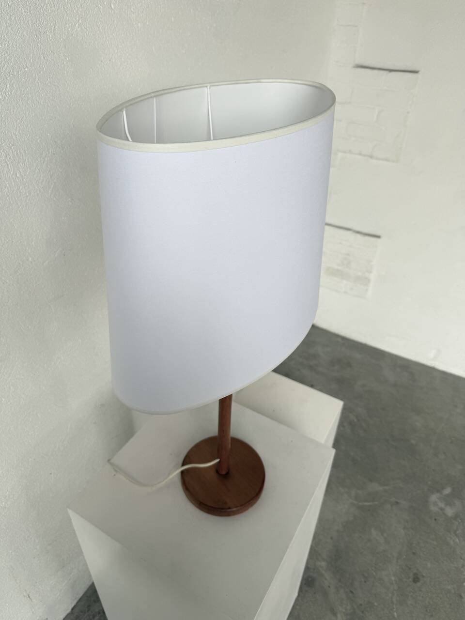 70s oak wood table lamp