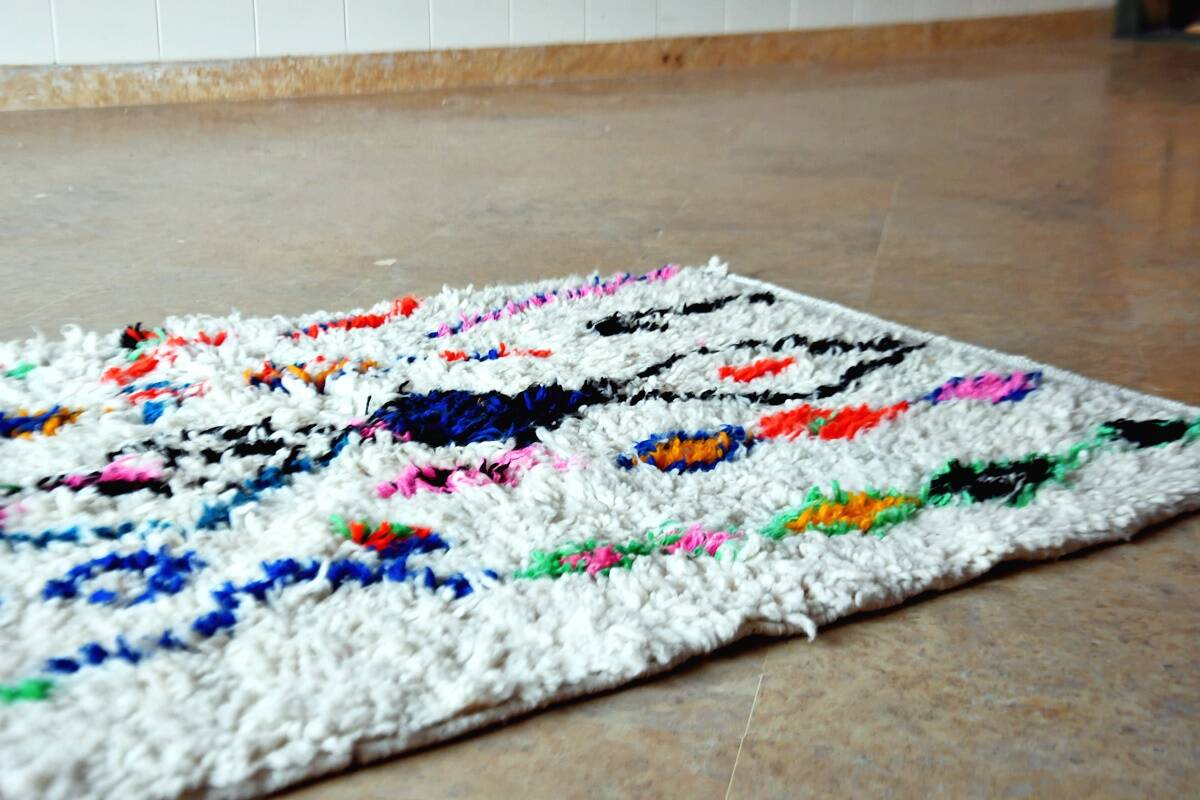 New moroccan azilal berber carpet