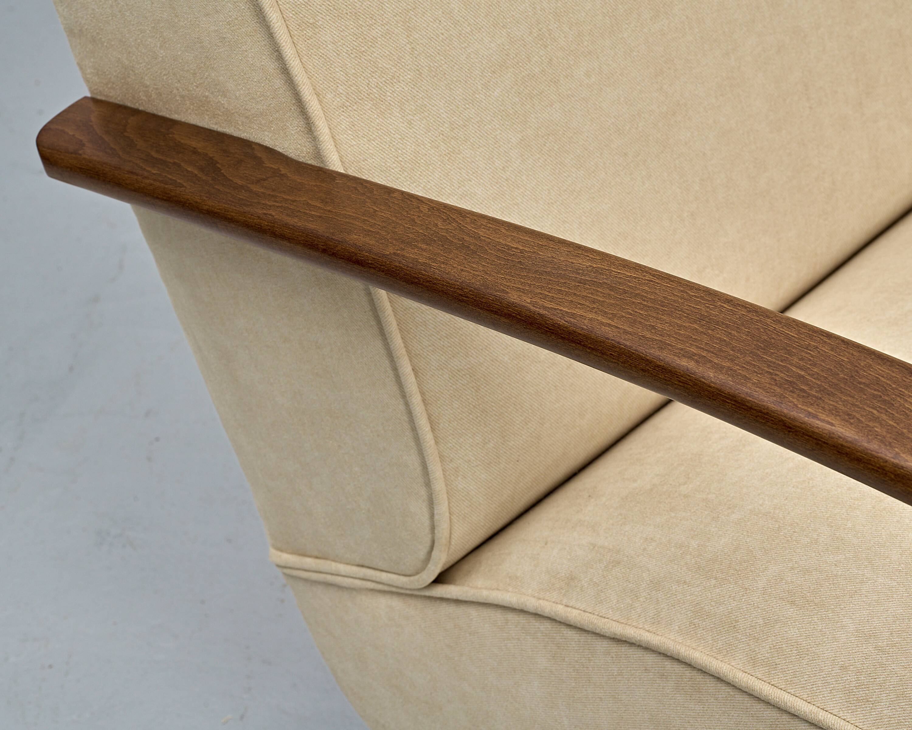 H-410 Armchair by Jindřich Halabala, 30's