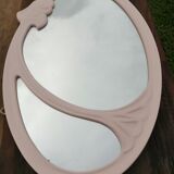 Oval mirror in pink cast iron layette