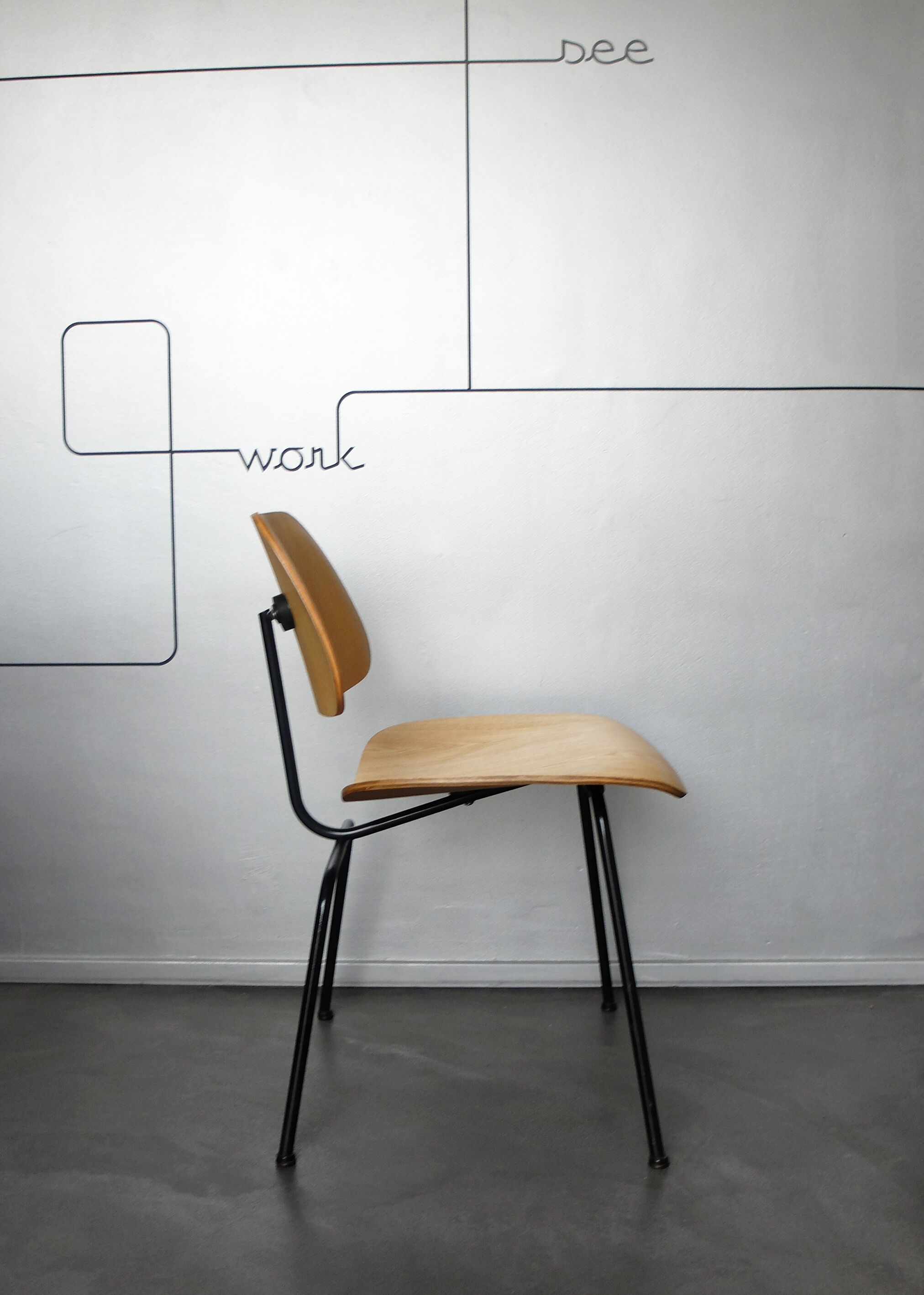 Chair DCM by Charles and Ray Eames for Herman Miller, 1950
