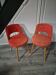 lot de 2 chaises fauteuil vintage en moumoute rouge usé