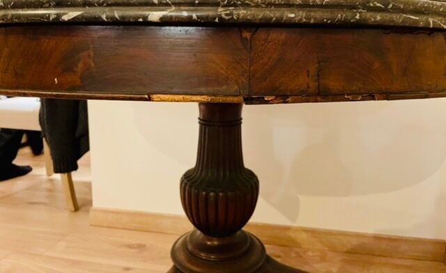 Mahogany and marble healing