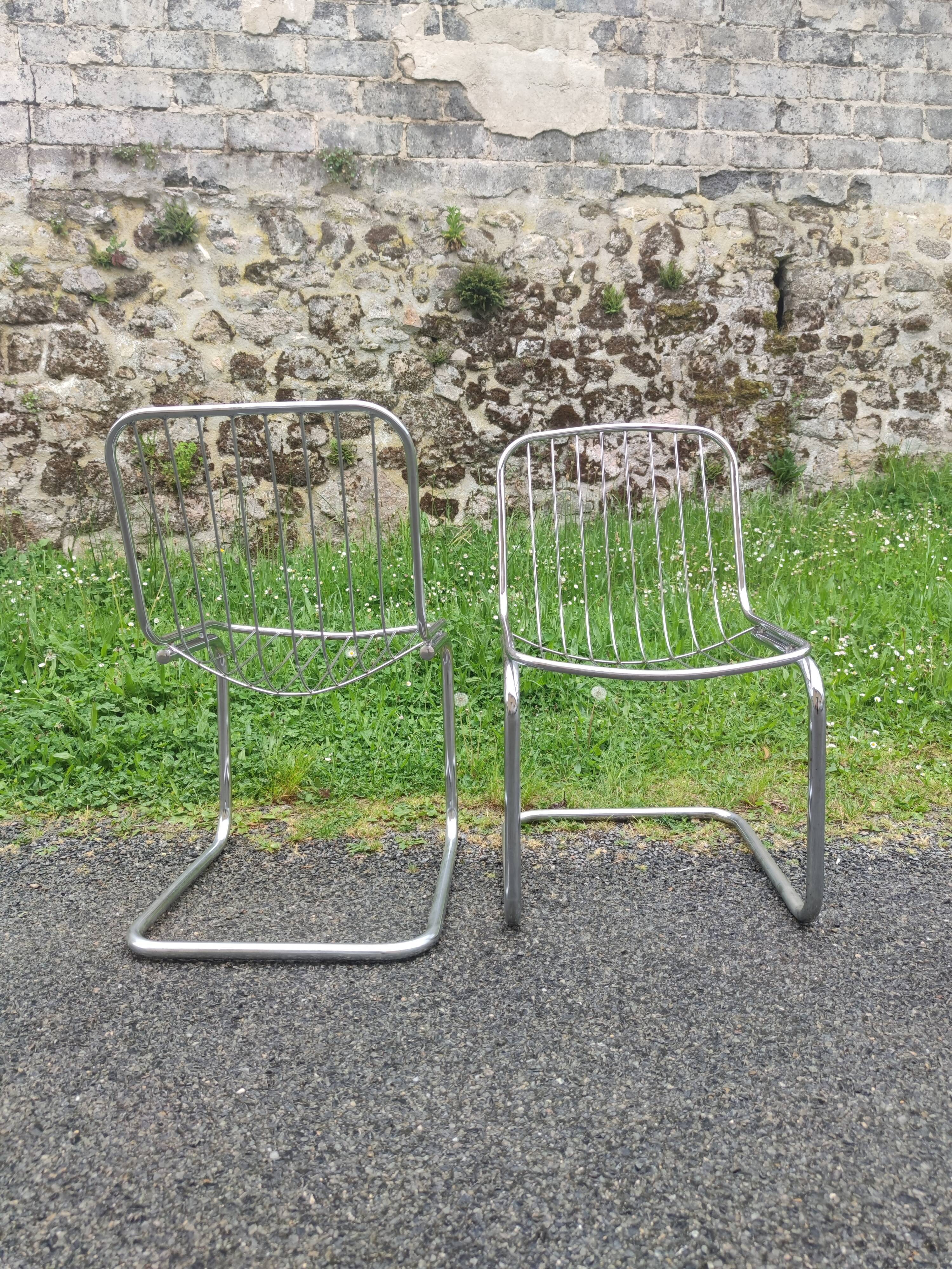 Pair of wired metal chairs 1970