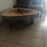 Tripod coffee table