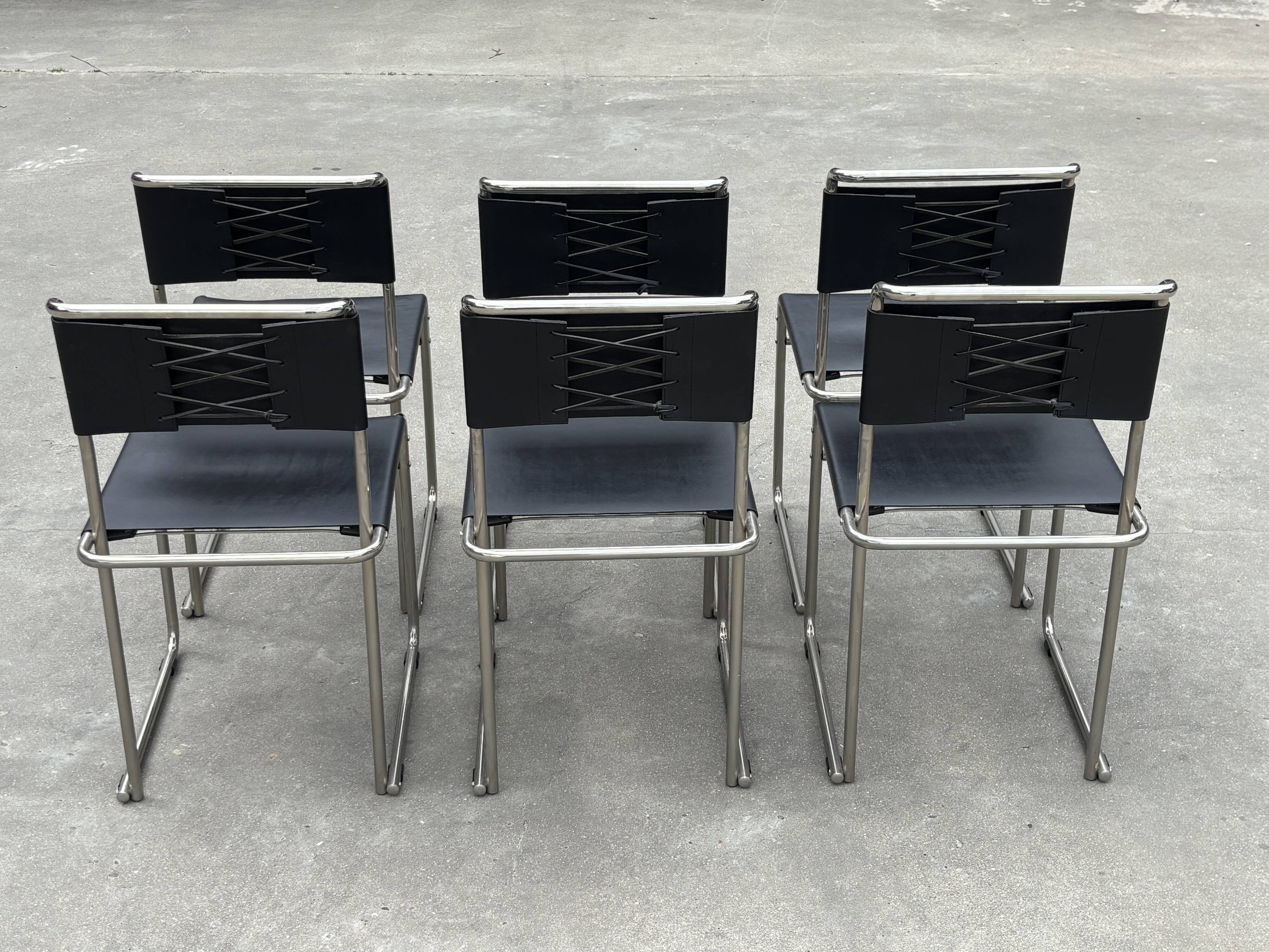 Set of 6 B5/B40 Chairs with Tubular Frame attributed to Marcel Breuer