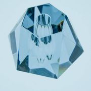 Vase en cristal en forme de diamant de Strömbergshyttan