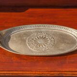 Vintage brass tray, oval tray, tray with handles, engraved tray with floral pattern, tray