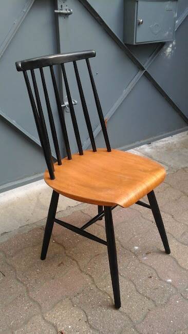 Tapered back chair 1960